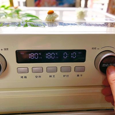 黄油蜂蜜吐司条