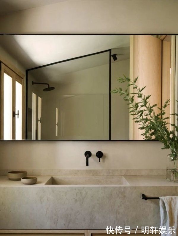 大宅|300㎡自然原木风大宅,盛开鲜花的院子,365天不出门也不嫌闷!