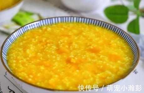小米粥怎么煮也不出米油?掌握3点小技巧,米粥香浓粘稠,米油多