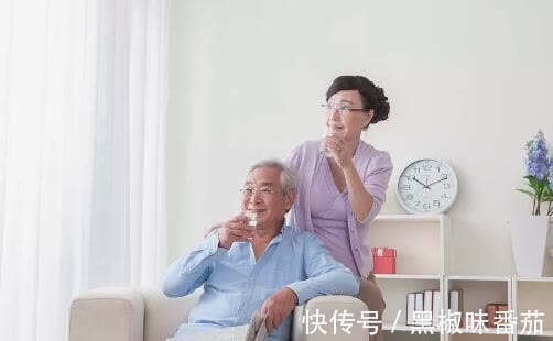 营养均衡|老人要想长寿,记住一勤、二懒、三要,老年人不妨试试看