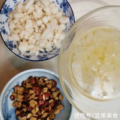 下午茶|缤纷下午茶：银耳雪梨冻。迷上了白凉粉，感受它的魅力