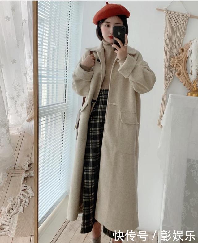 小个子女生，冬季穿大衣多选这“2个”长度，好看又显高
