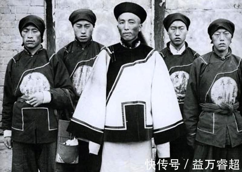 王谦益@六旬老翁,效法宋江啸聚山林,却败在“光棍不斗势力”这句古训上