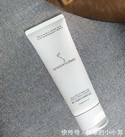 香精|中国“尴尬洗面奶”,堆满超市无人问津, 网友: 仅7次黑头闭口没了