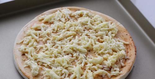 瀑布|自制美味诱人的大披萨,瀑布拉丝老过瘾了,比必胜客里的还好吃!