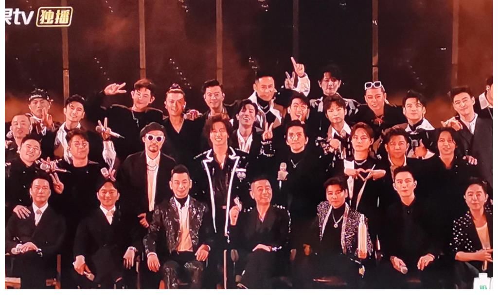 《披荊斬棘的哥哥》總決賽之夜，林志炫痛哭，安慰他的是誰？