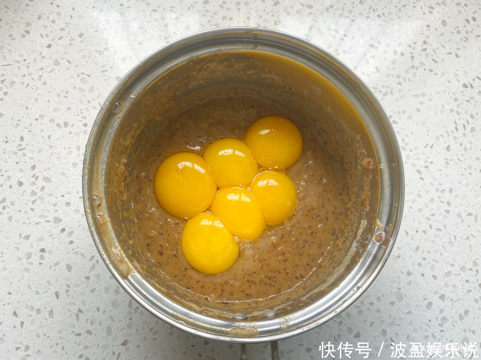  口感|红枣别只会煮饭了，用来做蛋糕枣香浓郁，口感松软越吃越香