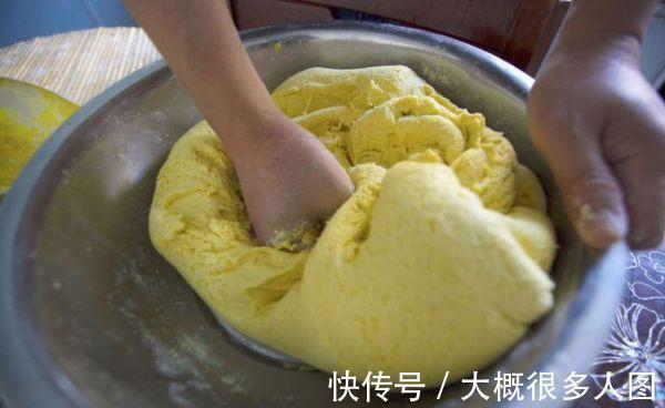 夏天多吃粗粮，这样做玉米面馒头，暄软不硬，比白馒头好吃、刮油。