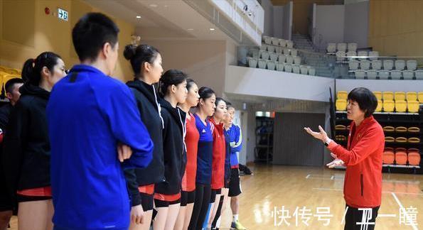 郎平|上午9点,刘晓彤宣布恋情决定,郎平终于等到这一天