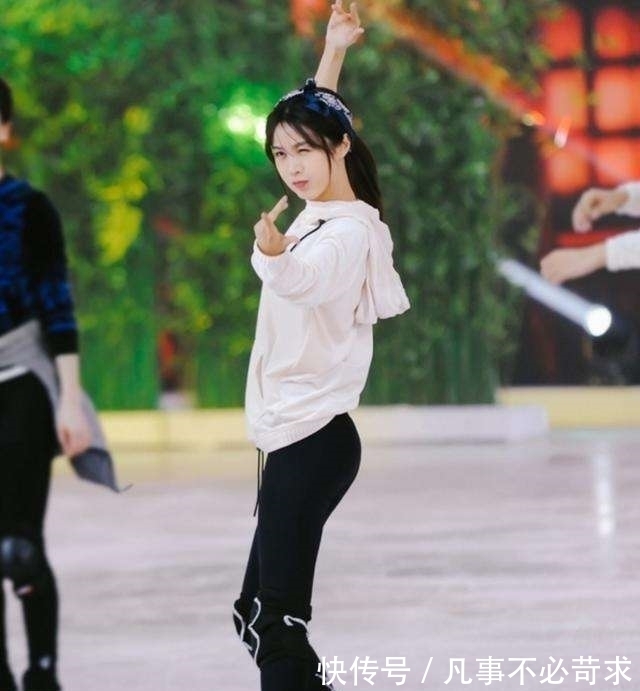 李菲儿|柯基臀风靡一时,可你知道怎么练吗