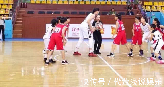 内线|期待!前女篮国手13岁女儿身高已达2米21,六年级身高就超郑海霞