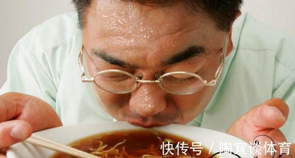 三伏|三伏天出汗是在排毒？錯！可能是濕氣重，教你4個方法來祛濕