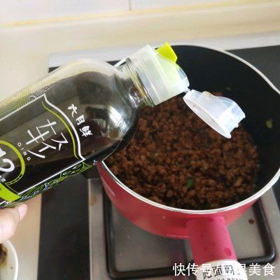 猪肉馅|#助力高考营养餐#台式炸酱面你这么做，保证最正宗