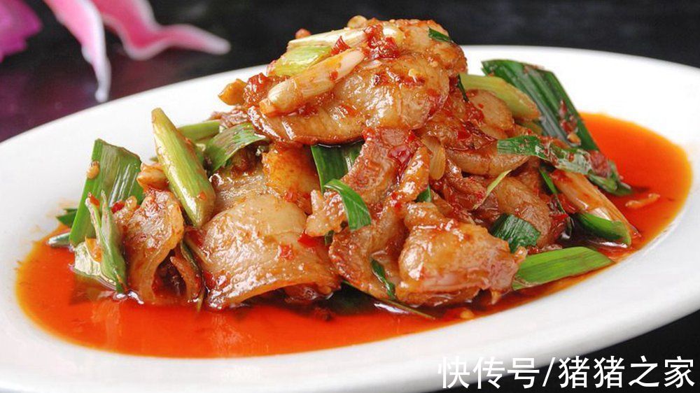 餐馆炒的回锅肉为什么那么好吃?方法很简单,肉片干香肥而不腻