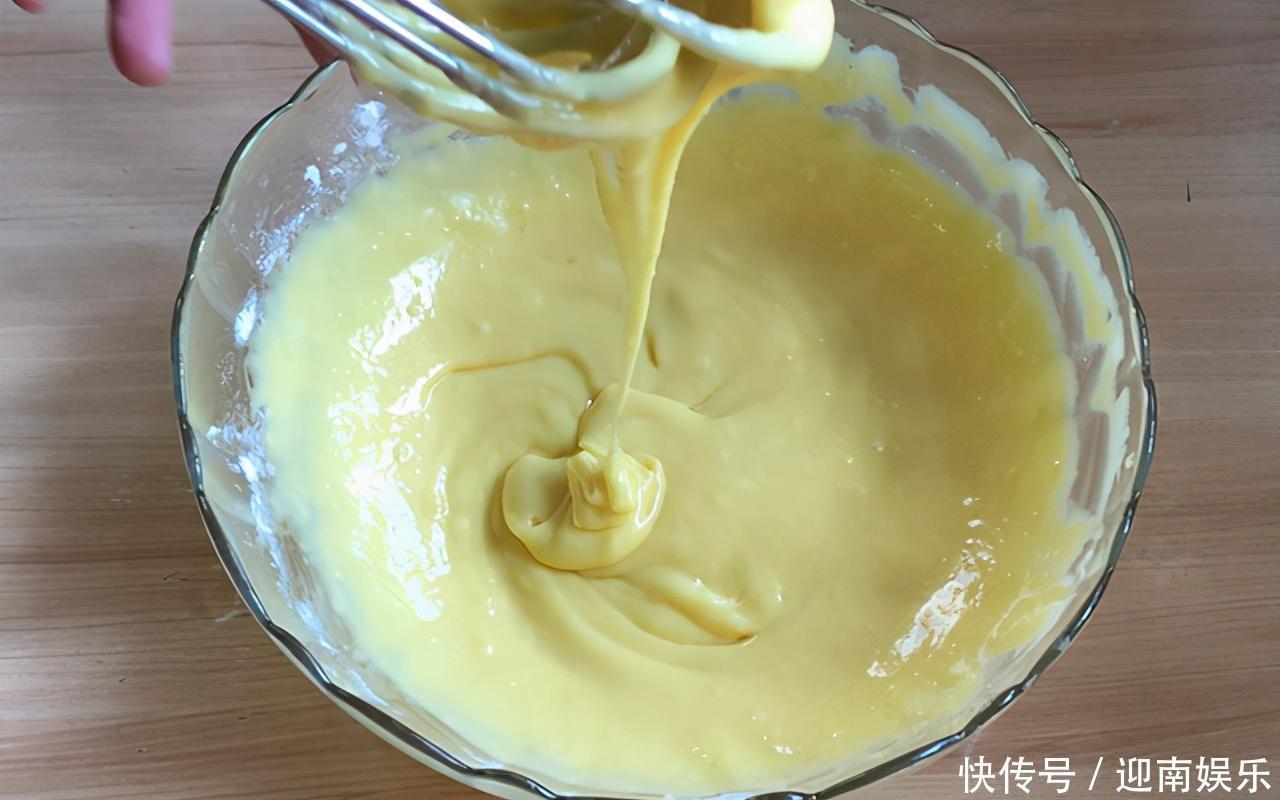 晒一晒我做的早餐,肉松蛋糕卷,松软香甜,好看又好吃,老少皆宜