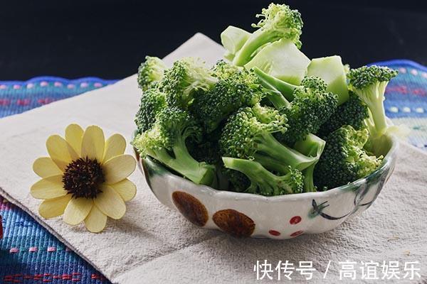 维生素e|女人在睡前吃一片维生素E,坚持下去,或能轻轻松松囊括四大好处