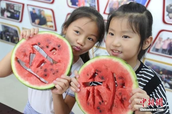 炎炎暑退，你好秋天！|今日立秋 | 中新社