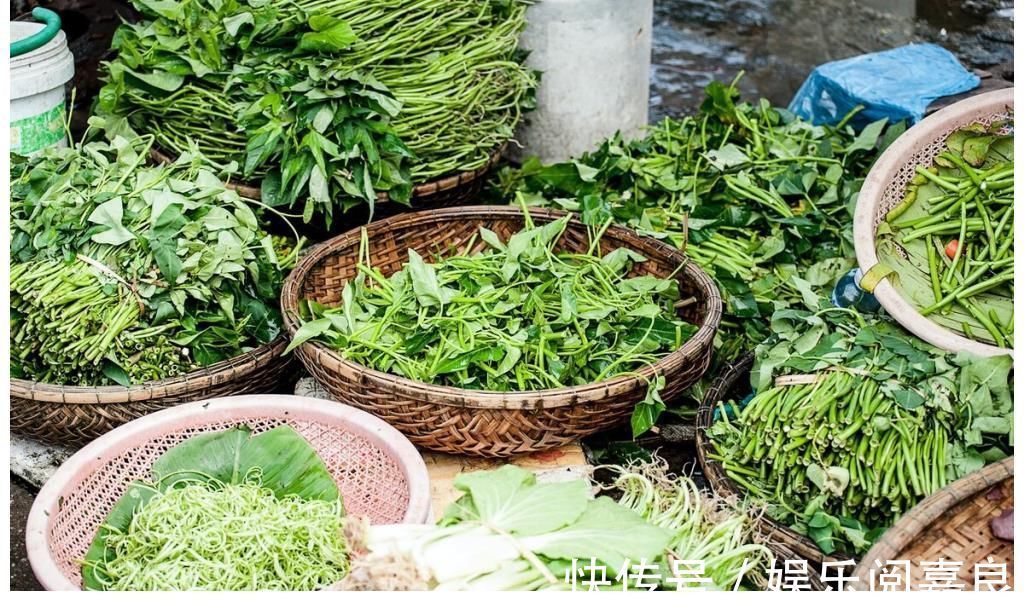 骨密度|50岁后是养骨的黄金期,做到“三勤、二拒、一补”,预防骨质疏松