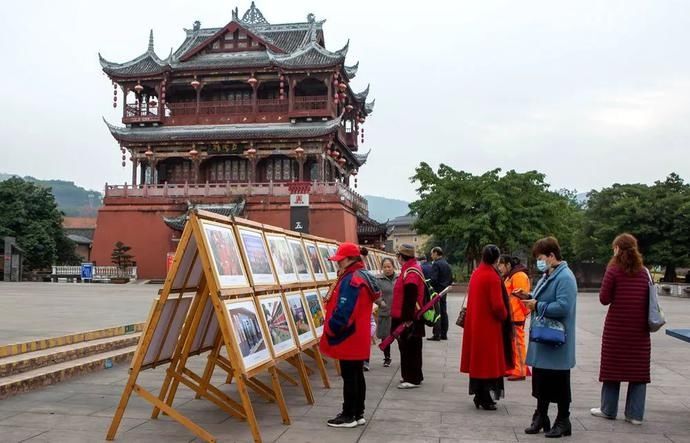  图片|大波图片来袭，这一年生活在龙泉驿的你幸福指数又升高了！