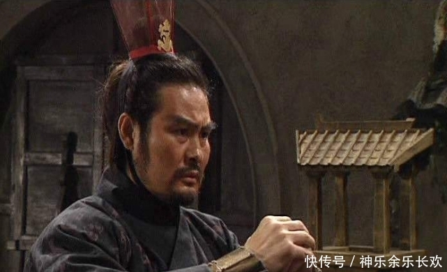 曹操|三国中最勇猛的大将,打怂典韦差点生擒曹操,比吕布还猛