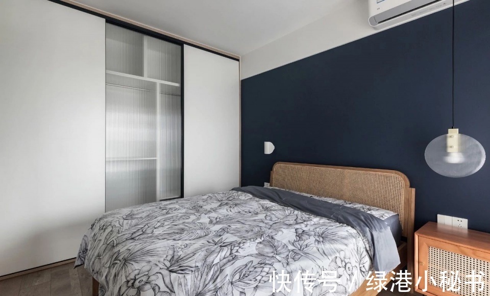 案例|装修案例欣赏:看够了黑白灰?加点普鲁士蓝试试!