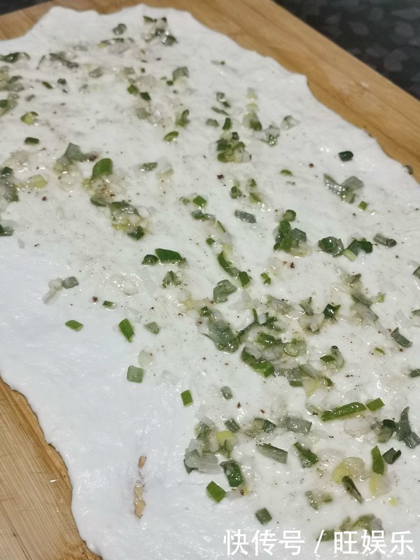 宅在家里老妈教我烙饼,一次烙40张层层分明,半月早餐不早起