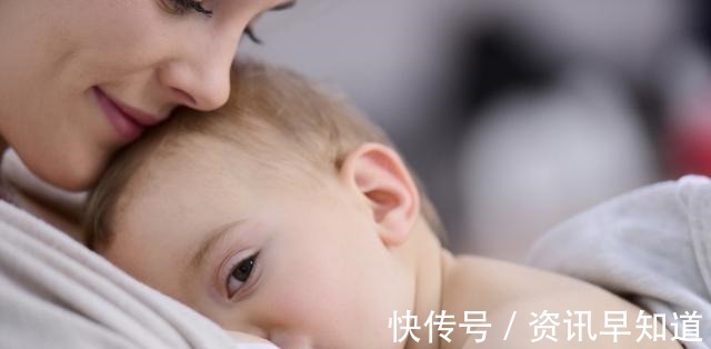 睡眠时间|夜奶究竟躺着喂还是抱着喂妈妈不要图舒服,得为宝宝着想