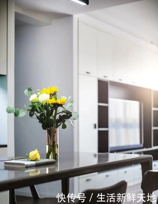 工作台|120㎡混搭风大两居，属于一家三口的自然安静森系小屋~！