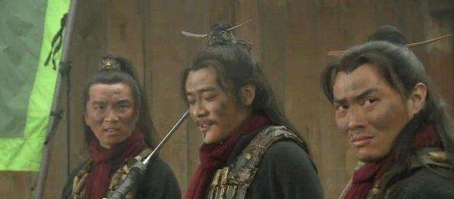 梁山的水军|梁山之外有六条龙,个个实力超强,这两位还躲过梁山好汉追杀