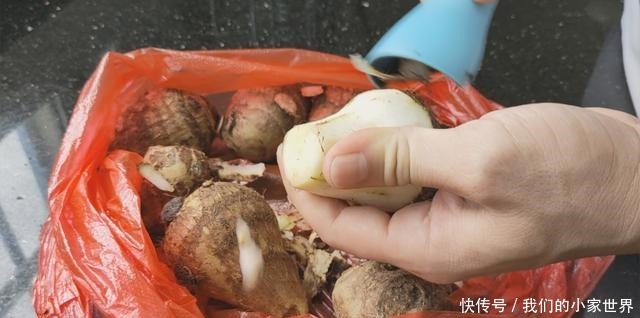  饭店里38元一小份的芋头饭，告诉你技巧，在家做一样好吃，真香