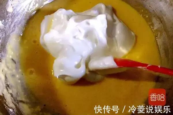 3个鸡蛋,一袋牛奶,蒸一蒸,做香喷喷蛋糕,家里有孩子不要错过