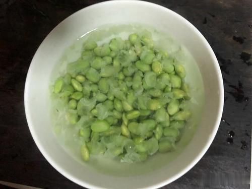 炒前|这道家常小菜,荤素搭配、营养美味,炒前多加这一步,吃得更健康