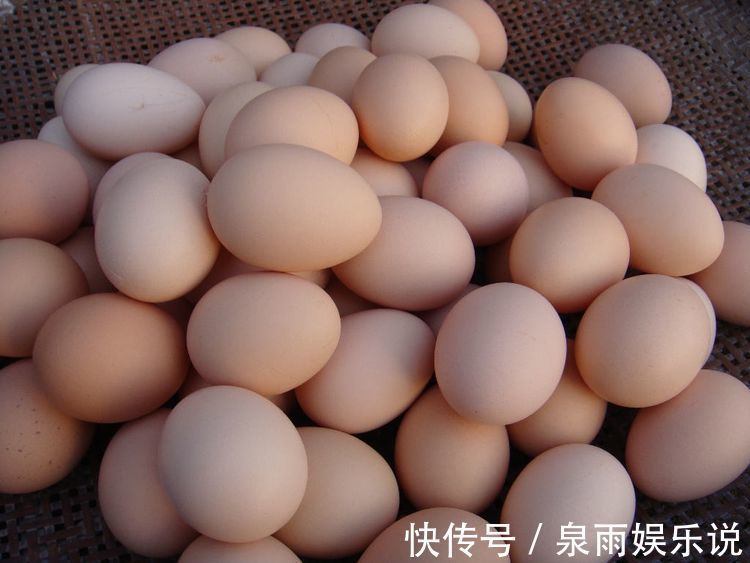 黄瓜|女性不想显老，常吃4种食物，营养丰富，滋补身体，改善睡眠