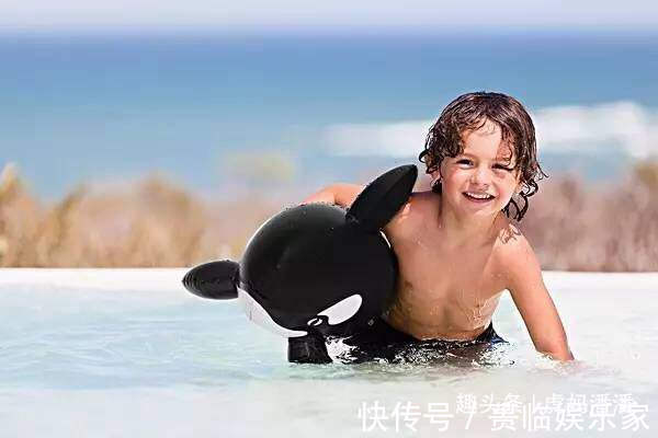 危险物品|孩子摔倒了以后妈妈的第一句话很关键,会影响到孩子的性格