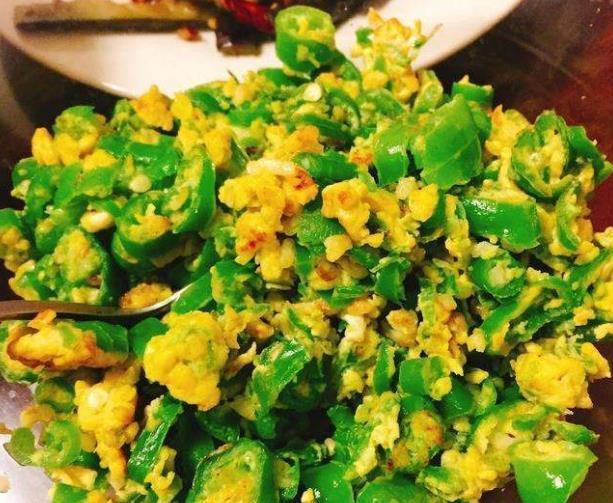 吃法|这菜是天然“净化剂”,叶绿素含量比菠菜高,常吃清除血液垃圾!