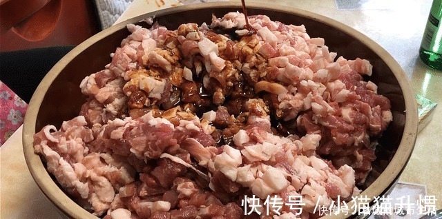 腥味|想灌香肠的要收藏！这配方我用了15年，没有腥味，腊肠嚼劲十足