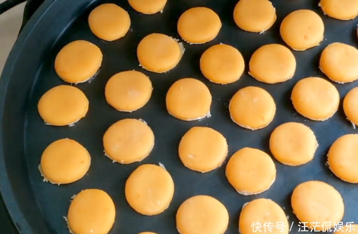 外酥|红薯不要煮粥喝了,咱们来做个小零食,外酥里嫩,香甜美味