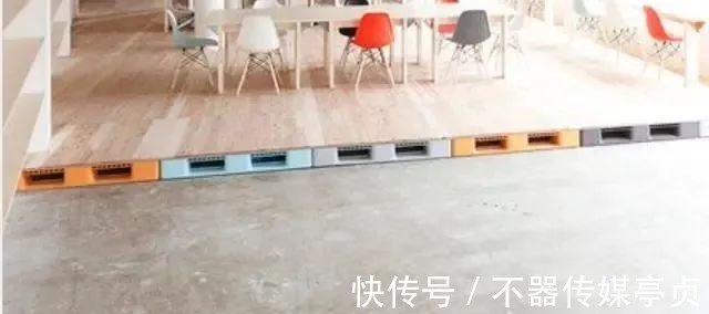 邻居家|邻居家不铺瓷砖，直接用塑料托盘铺木地板，24小时就能铺完全屋