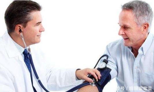 快过年了,给高血压患者提个醒:每天2个时间段最危险,做好5事