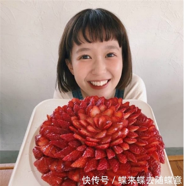 发型 不管你的颜值有多高,都别烫卷发来显老,这4款年轻发型才适合你