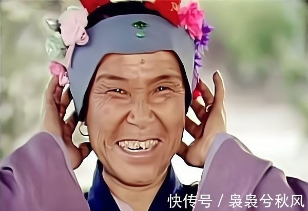 贾府|人人都会说的酒令,为什么会让才华横溢的黛玉着忙,以至于出错呢