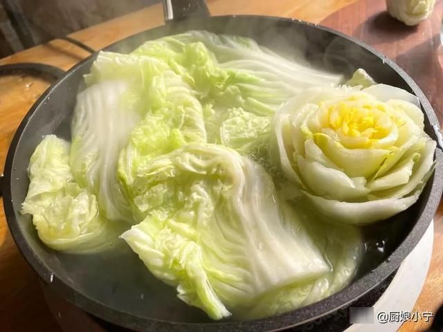 年夜饭压轴菜“花开富贵”，上桌惊艳四座，寓意幸福美满，超简单