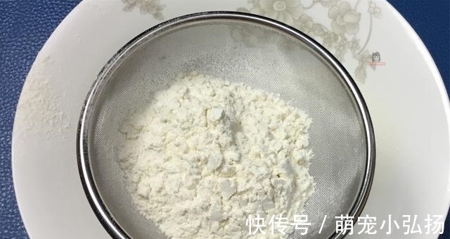 低筋面粉不用再去买，教你一招，普通粉秒变低筋粉，太神奇了