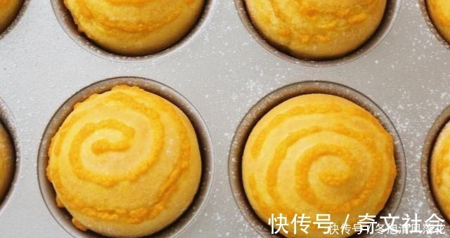 红薯还可以做成无油面包、早餐桌和营养汤红薯面包