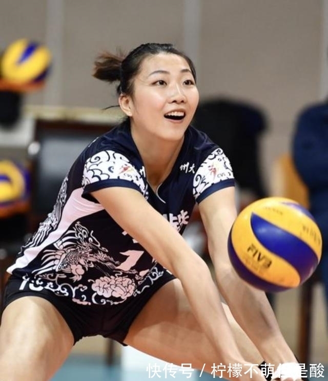 浙江女排|扣球几乎百发百中!1米96新袁心玥打出惊艳表现,女排新长城登场