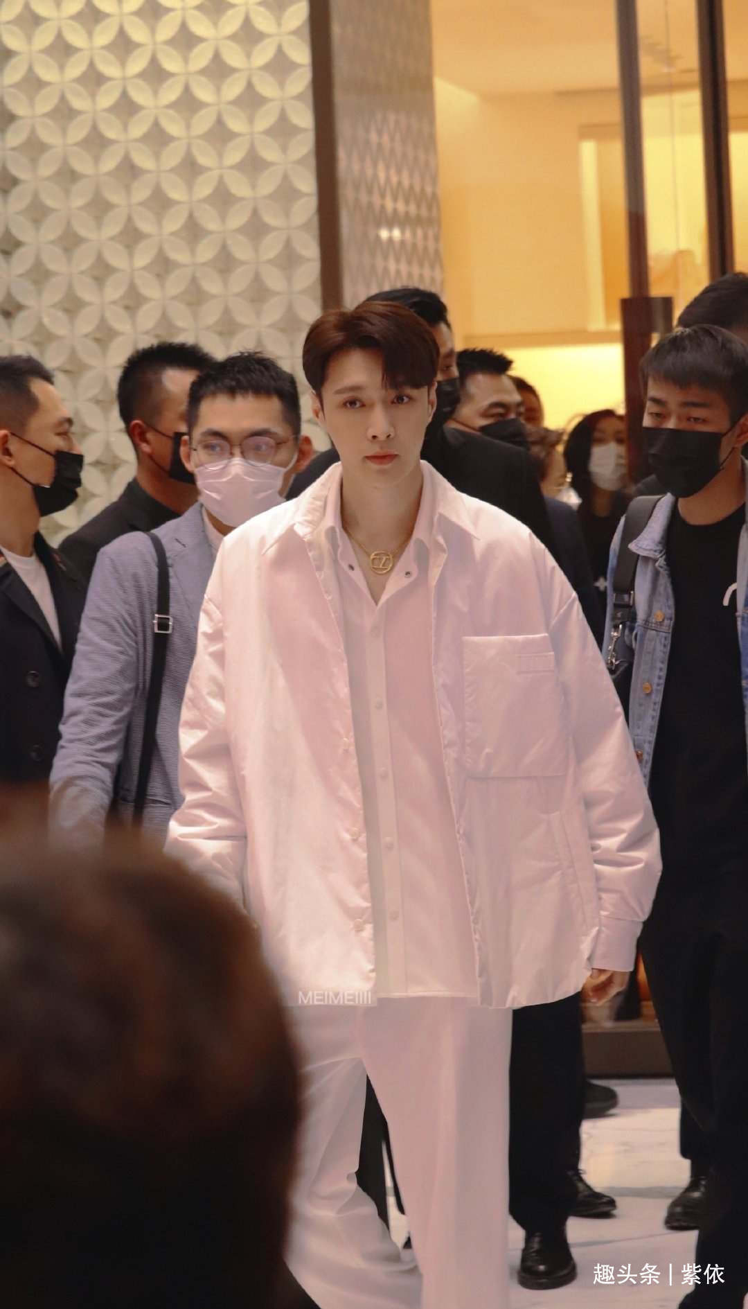 《向往的生活》第五季定档,新常驻面孔张艺兴,龚俊或成首批嘉宾