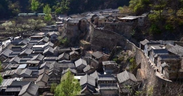 北京最美村庄，房子都是明清时期的四合院，但这村名没几个人认识