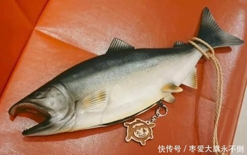 最能体现女人身价的包包,最后一个很值得入手!