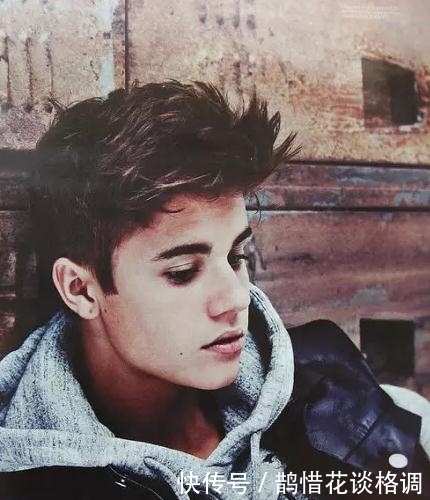 导演|那些将中国文化纹在身上的明星,英俊导演纹中国国徽,而他们搞笑