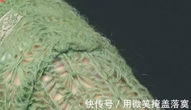 世纪风景之三@冷军画了一张世界地图卖出四千万,网友不理解,专家:放大仔细看